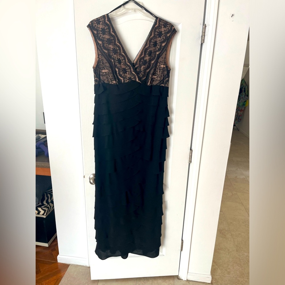 Adrianna Papell Long Black Evening Dress